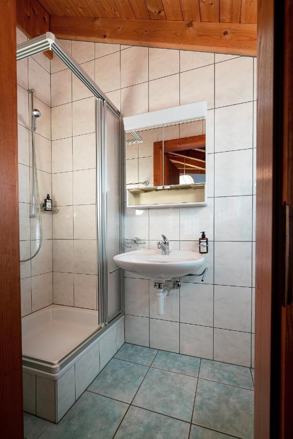 Kulinarik & Geniesser Hotel Strauss Fiesch Luaran gambar